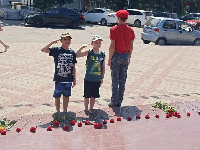 Возложение цветов